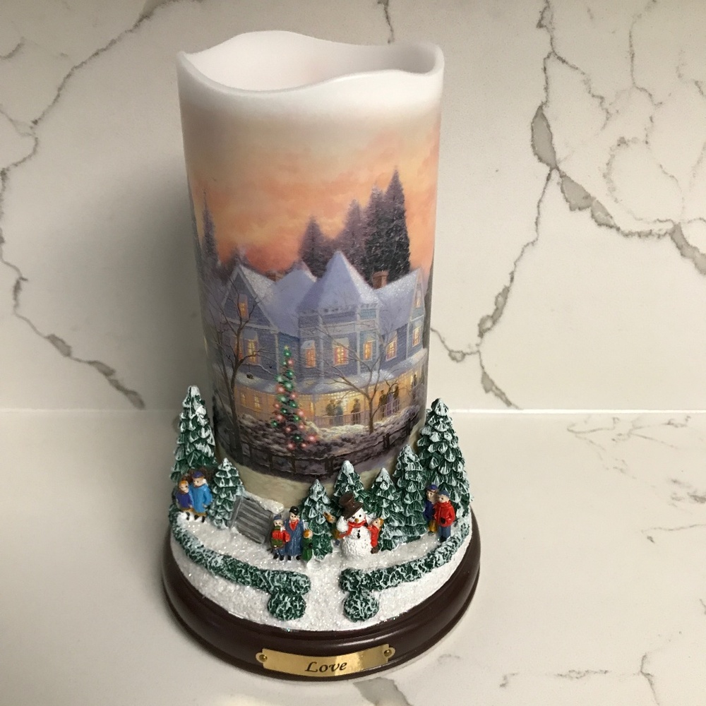 Bradford Exchange Thomas Kinkade Flameless Snowflake Projector Lights ‘Love’